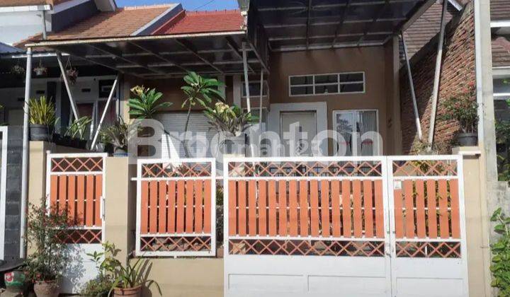 rumah cantik minimalis,  di city view malang 1