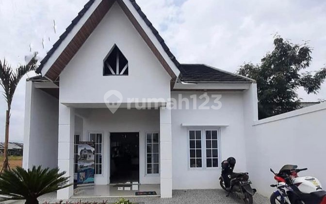 AFFORDABLE READY-TO-OCCUPY HOMES/READY STOCK. BEST-SELLING EUROPEAN DESIGN AND CONCEPT IN BANDUNG. JATI MEKAR STREET, TRUSAN CIBADUYUT STREET, BANDUNG. 2