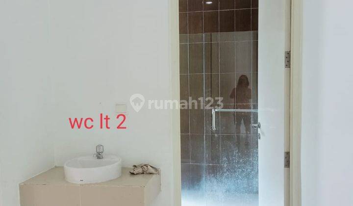 Disewakan rumah jalan Elbrus no 3 hilltop Sentul city