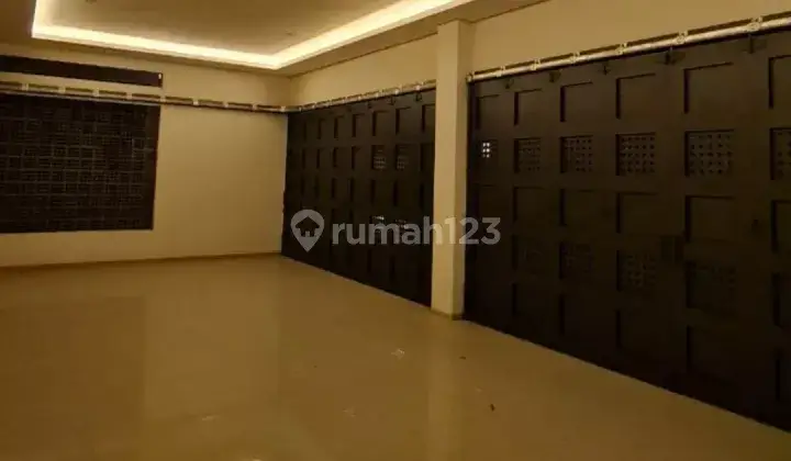 *Di Jual Rumah Baru di Setraduta* 2