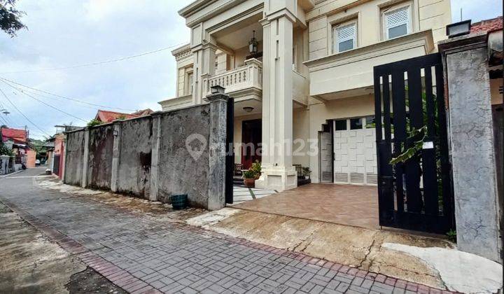 Rumah Megah Klasik Lt 399m2 Laweyan Solo 1