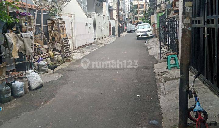 Rumah Hitung tanah Tanjung duren Jakarta barat  2