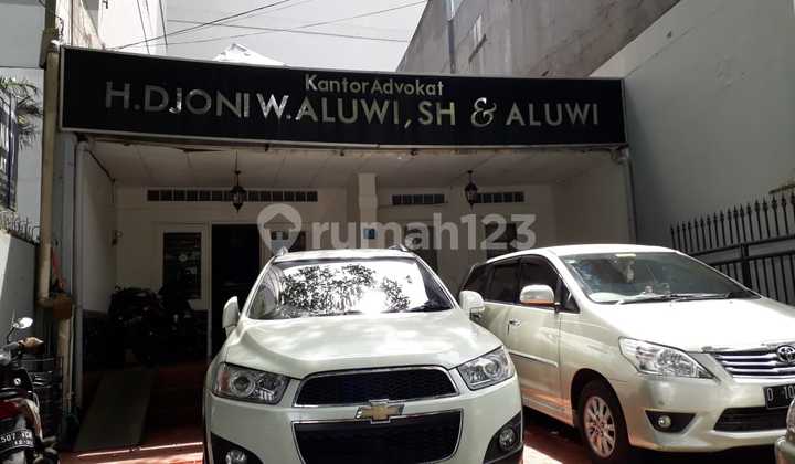 Rumah strategis Istimewa Rumah strategis Istimewa