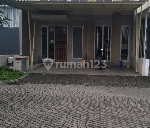 RUMAH GRESS MINIMALIS 2 LANTAI ROYAL RESIDENCE WIYUNG 