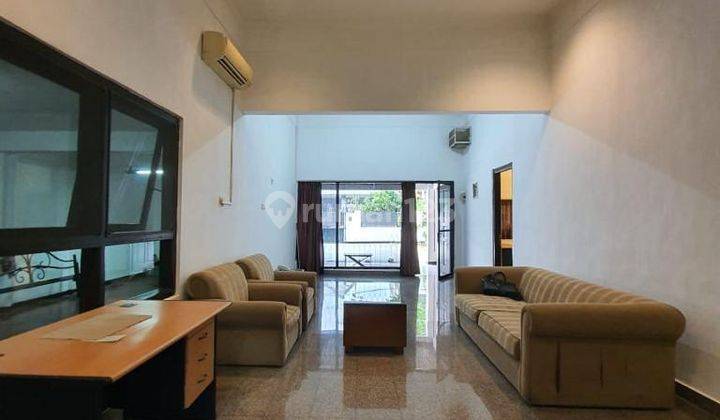 Rumah sewa di ring 1 Menteng , Jakarta pusat  2