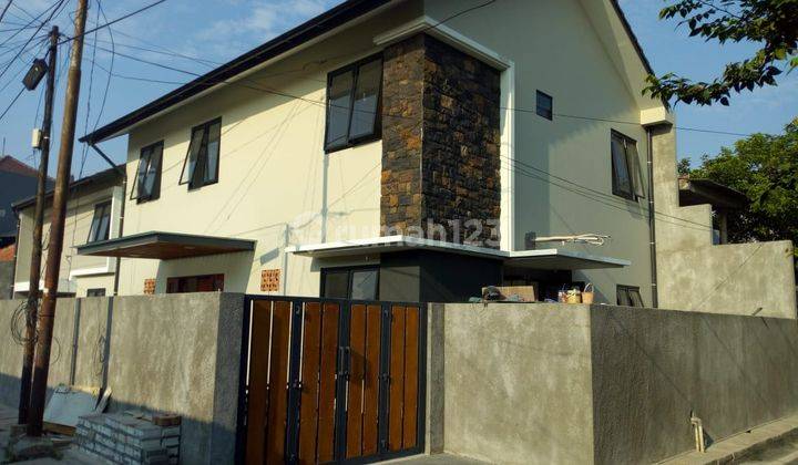 Rumah baru siap Huni Kebayoran lama Di Jual cepat 1