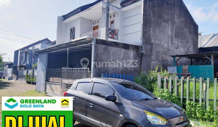 Rumah 2 lantai nyaman di perum mojosongo solo 1