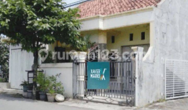 Dijual Rumah Colomadu Solobarat ada bangunan toko  1