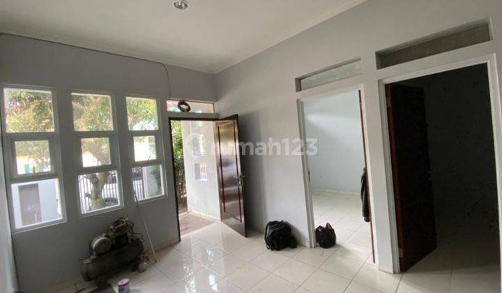 Jual cepat rumah hoek 1