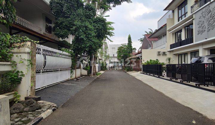 Rumah dalam kompleks Elit Area Tebet barat 2