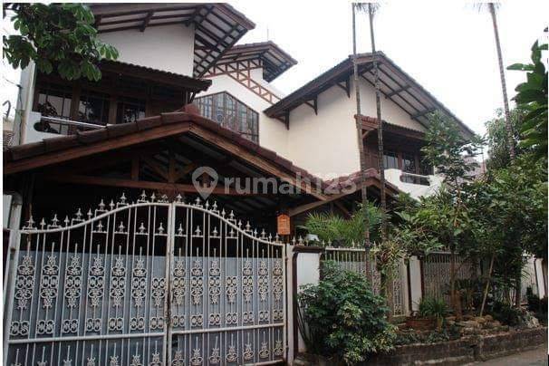 JUAL RUMAH KOMPLEK PTB 2