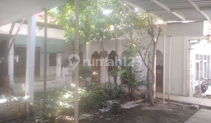 Rumah Jl. Ketintang Wiyata Surabaya Selatan 2