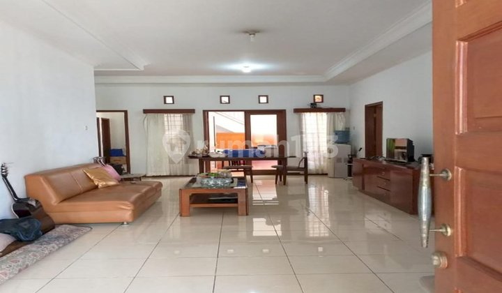 Rumah Komplek Permadani Jalan Pesantren Cigadung  2