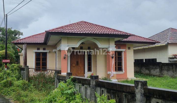 RUMAH KOMERSIAL  CANTIK DI TOMOHON SULUT 2