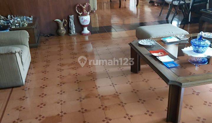 Rumah klasik sayap Dago dekat UNPAD  2