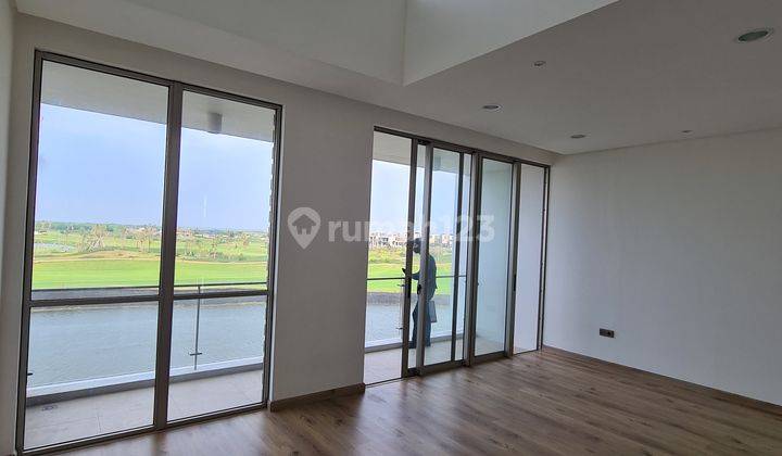 CYN Rumah View Golf dan Danau Keren 1