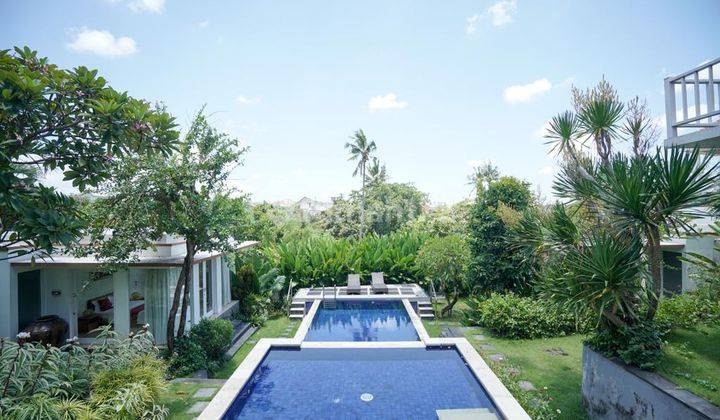 4 br luxury and spacious villa in padonan canggu 1