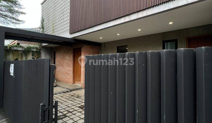 Rumah Modern Industrial dlm komp Lebak bulus strategis dkt MRT  2