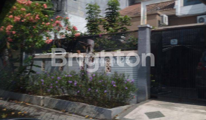 RUMAH 1.5 LT TYPE MODERN DESIGN ELEGAN DI RAYA WIGUNA SURABAYA 1