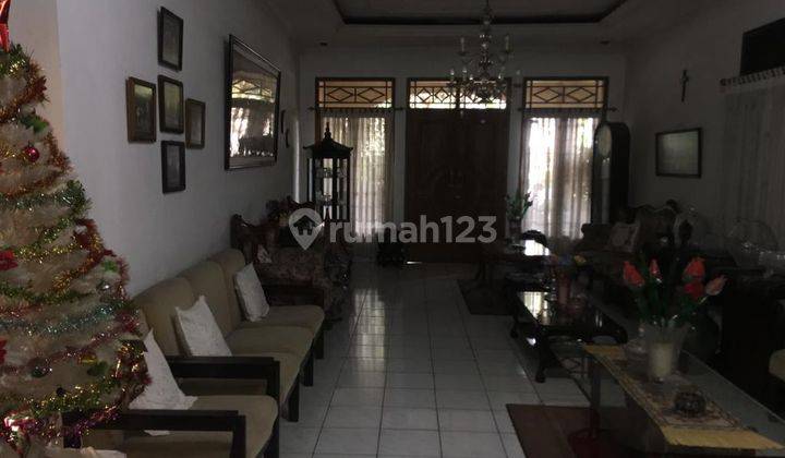 Rumah Model Tanah Huruf L Pinggir Jalan Pengadegan Utara 2