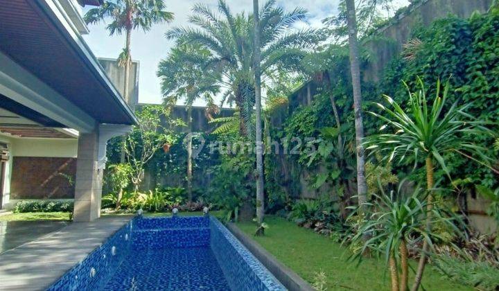 Rumah mewah lokasi elite di kyai gede utama dago 1