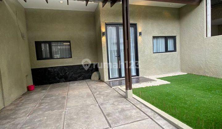 Rumah Dijual Dalam Komplek di Cinere  2