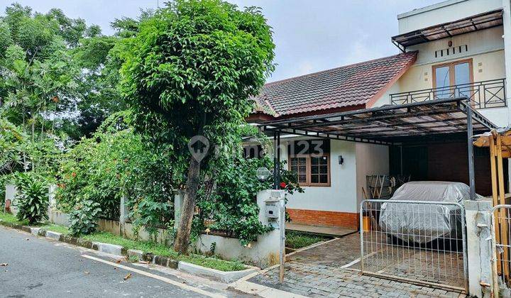 Di Jual Rumah dengan Tanah Luas di Pondok Gede Bekasi 1