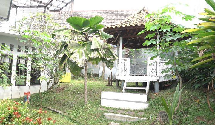 (SALE) Rumah Mewah Konsep Villa di Pusat Kota Palembang 2