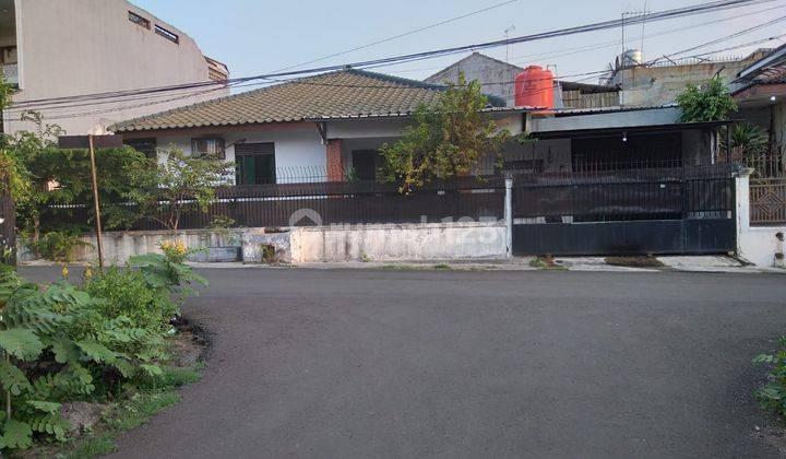 Dijual Rumah Tinggal di Jl. Jati Barang Komplek Pertamina Pulo Gadung 1