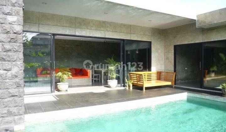 BEST DEAL! Modern industrial villa in peaceful area in Canggu  2