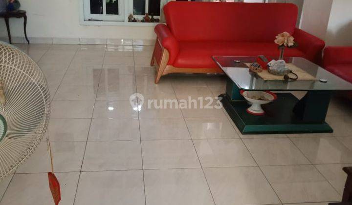 Rumah SHM siap huni di Puri Anjasmoro 2