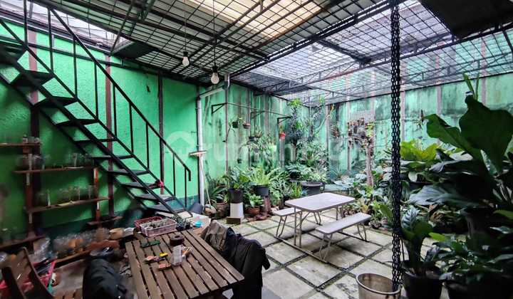 Rumah besar siap huni asri Baranangsiang indah 2