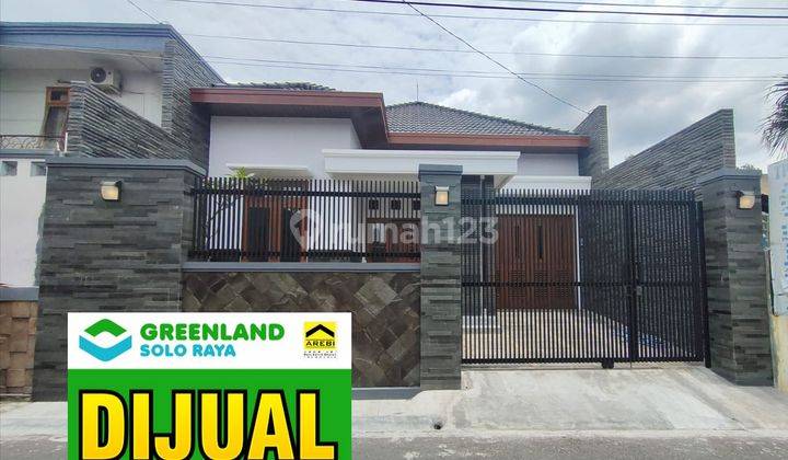 RUMAH 1 LANTAI  BAGUS DAN BARU  DI BANJARSARI SOLO 1