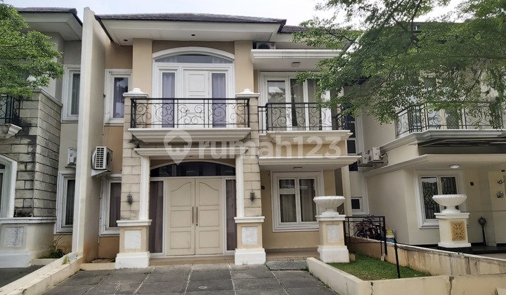 Nego sampai deal dijual Rumah 2lt minimalis harga murah view golf Modernland Tangerang