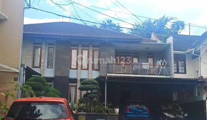 RUMAH DI PUSAT KOTA! MILIKI SEGERA Rumah Cantik dan Terawat di Terusan Cigadung Timur, Bandung! 1