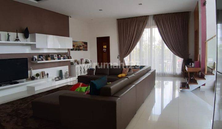 Jual rumah cantik minimalis di Setiabudi Regency 1