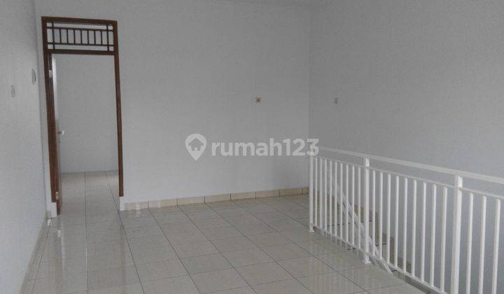 Rumah 3 Lantai Tanjung Duren Jakarta Barat  2