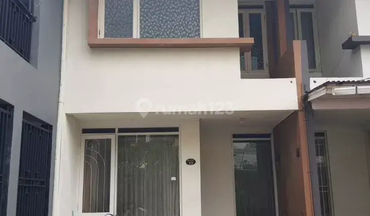 *Di Jual Cepat di bawah pasaran Rumah di Istana Regency Sudirman* 1