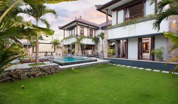 FOR SALE LUXURY VILLA SEMINYAK 1