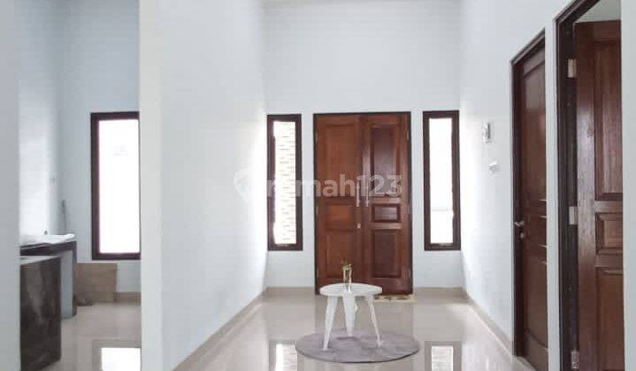 Rumah Hadap Timur 1 Lantai di Griya Loka BSD City Semi Furnished 2