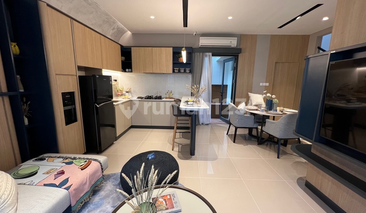 Leonora Cluster type 7x12 House with Attic Room beside Melody Lake in the Symphonia area of Gading Serpong. 2