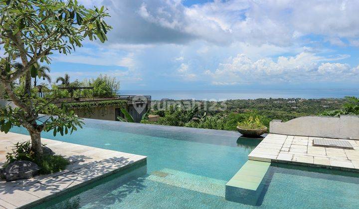 Ocean view villa in Pecatu 1