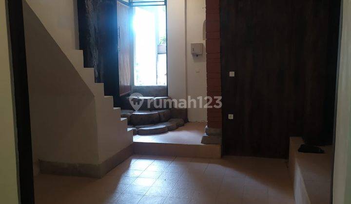 Villa besar harga murah cocok untuk bisnis dan tinggal  2