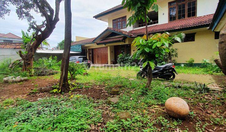 Veteran.Rumah kokoh.halaman luas.lingkungan komp di veteran jakarta selatan 2