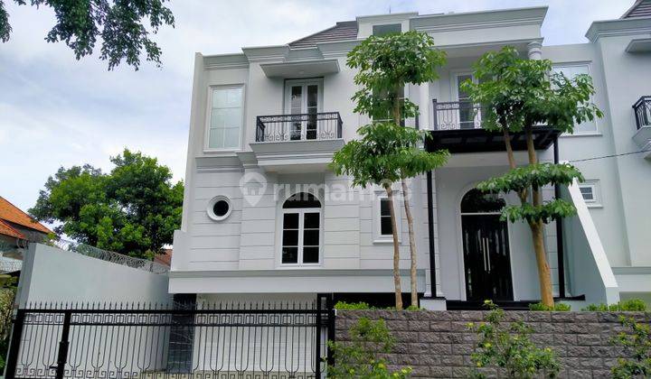 BRAND NEW HOUSE LUXURIOUS MODERN CLASSIC DI KEBAYORAN BARU 1