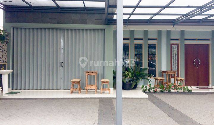 dkt RSUD Rumah Villa 2 lantai di lembang Setiabudi Cidadap 1