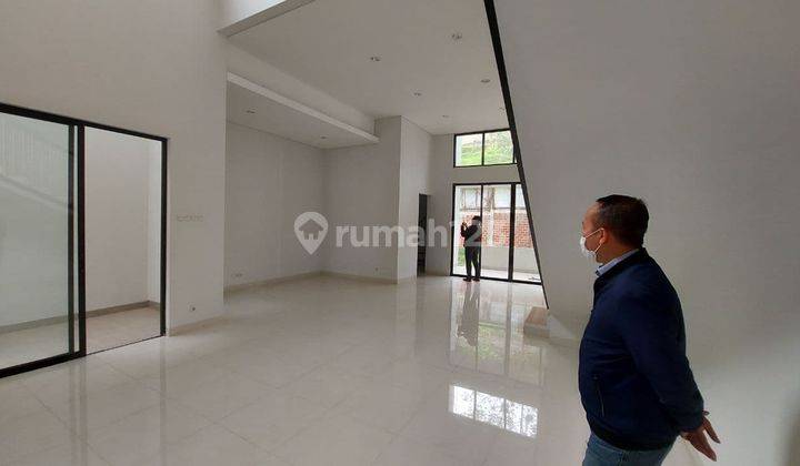 Turun Harga Rumah Mewah  di Setiabudi gegerkalong Sarijadi 2