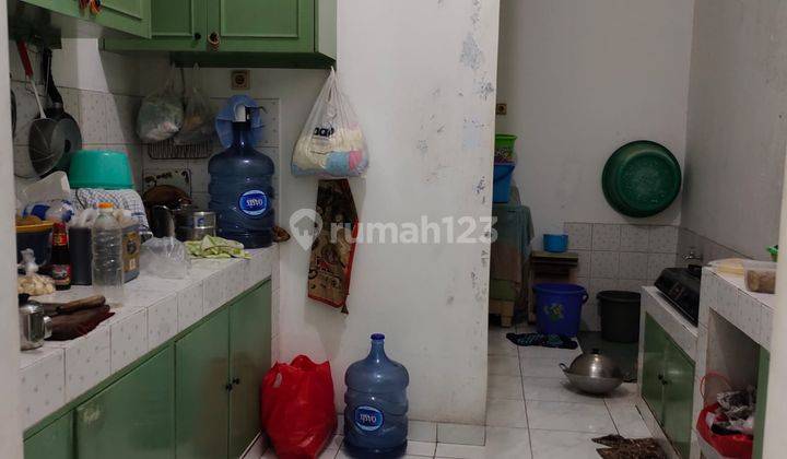 Rumah THI Hadap Taman 2 lantai SHM Jelambar 2