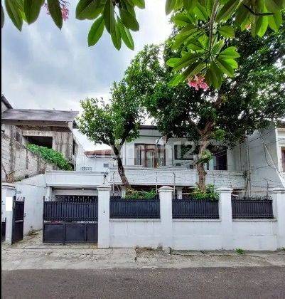 Rumah 2 lantai di Cipete Utara Kebayoran Baru Jakarta Selatan 1