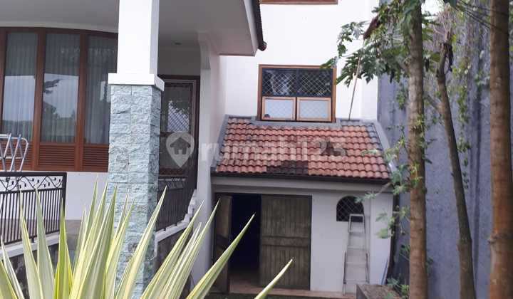 For Sale Luxury House in Gerlong Permai Bandung 2